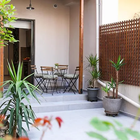 Caravin Wanderhome, 5 Min From Metro Nea Ionia Athens Exterior photo