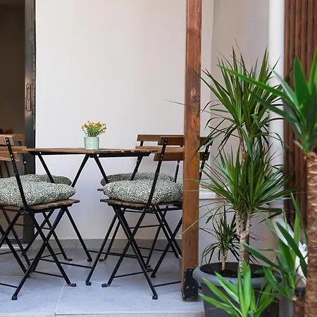Caravin Wanderhome, 5 Min From Metro Nea Ionia Athens Exterior photo