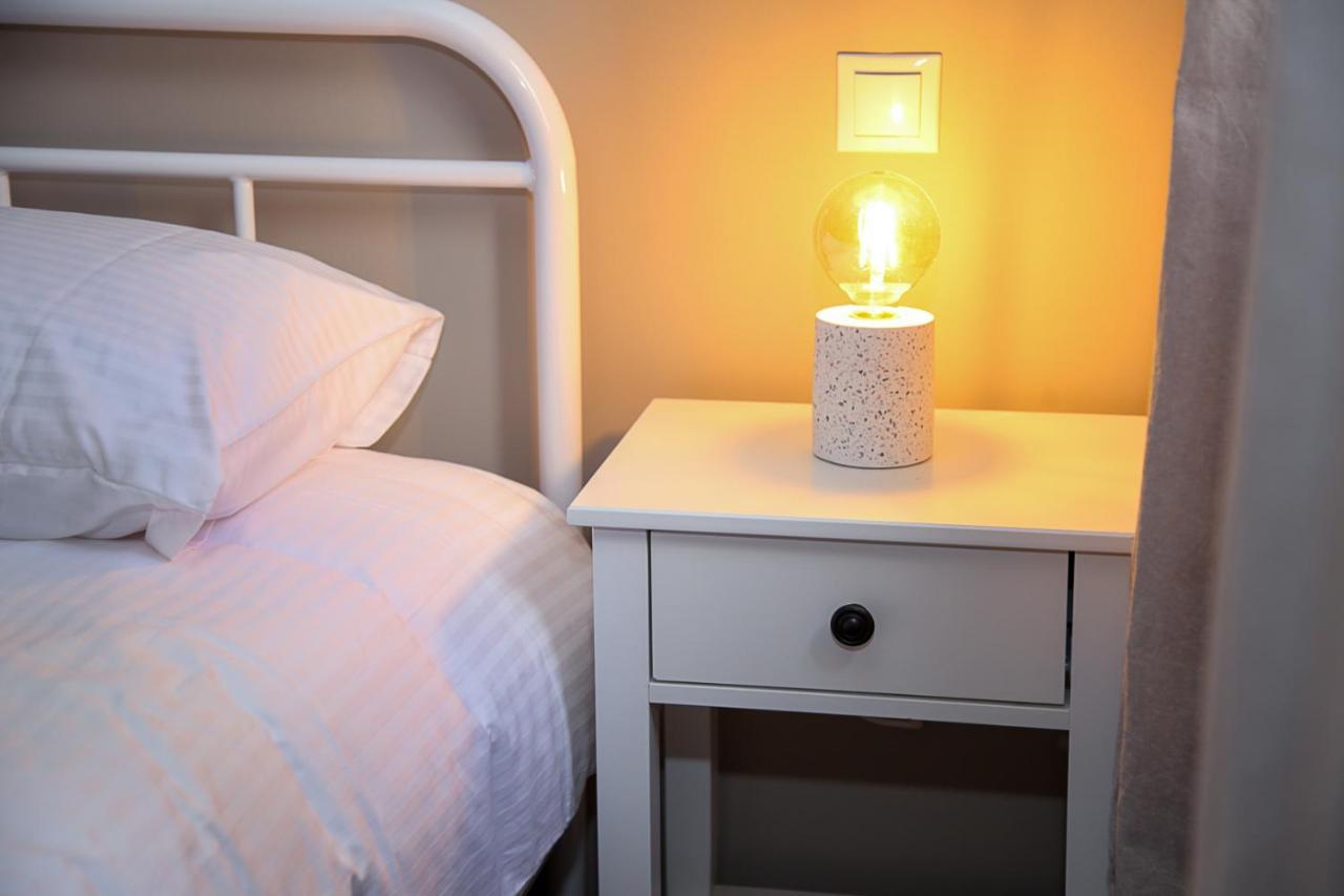 Apartment Caravin Wanderhome, 5 Min From Metro Nea Ionia Athens