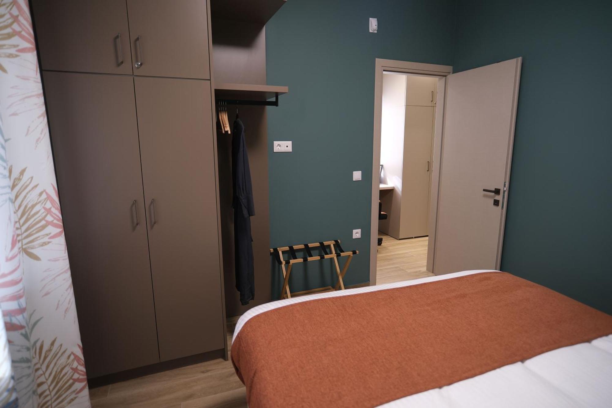 Caravin Wanderhome, 5 Min From Metro Nea Ionia Athens