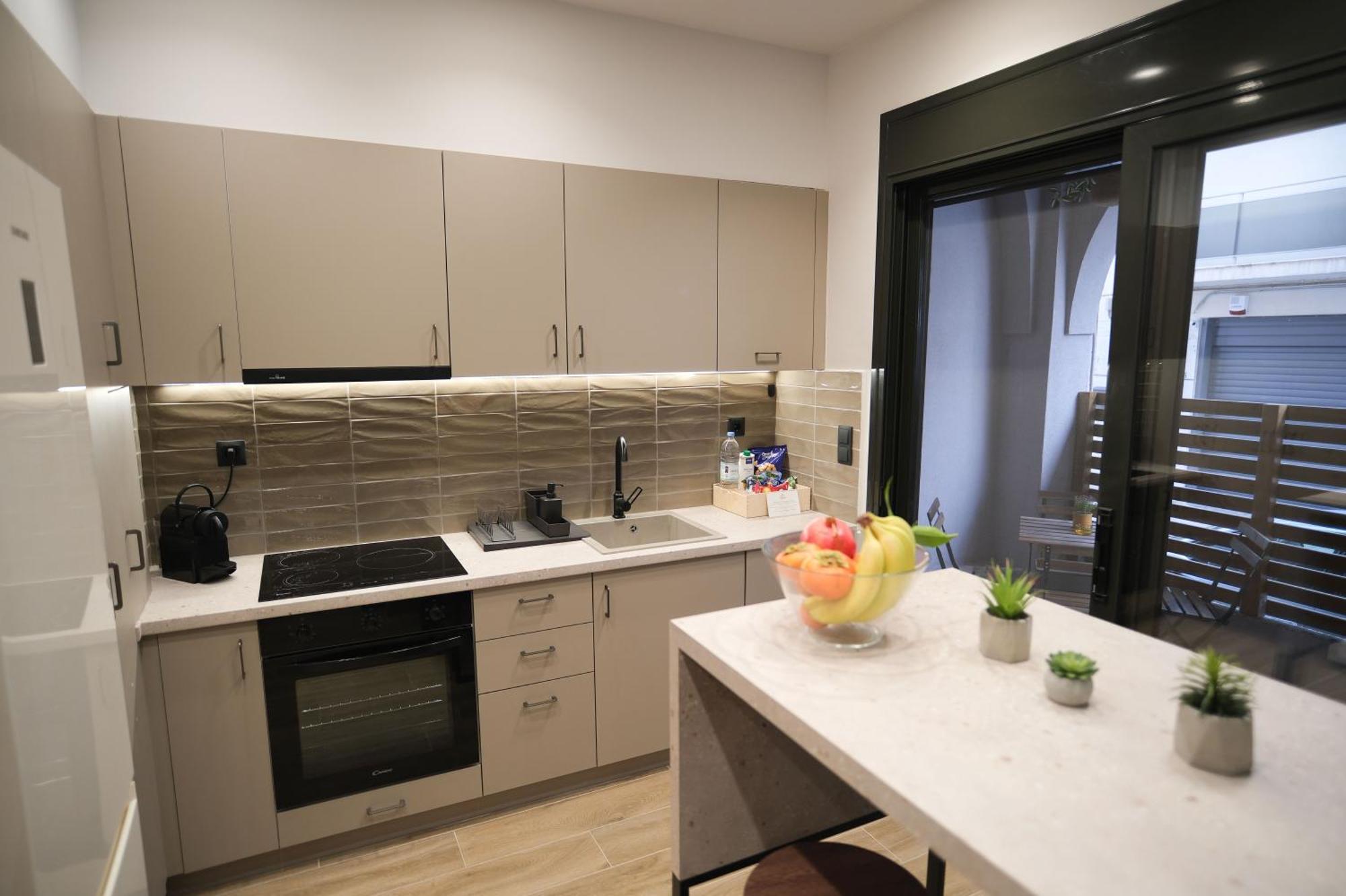 Caravin Wanderhome, 5 Min From Metro Nea Ionia Athens