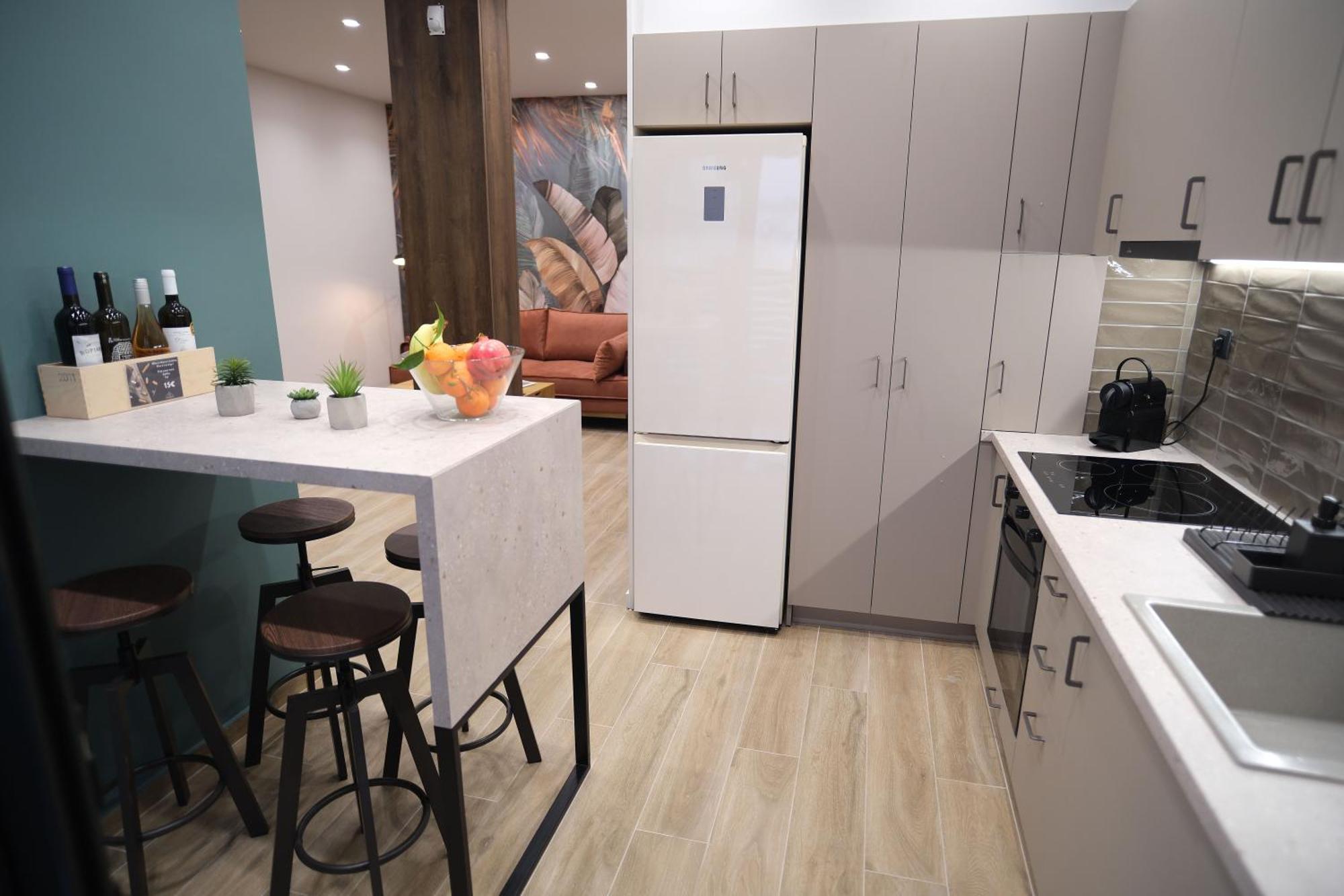 Caravin Wanderhome, 5 Min From Metro Nea Ionia *