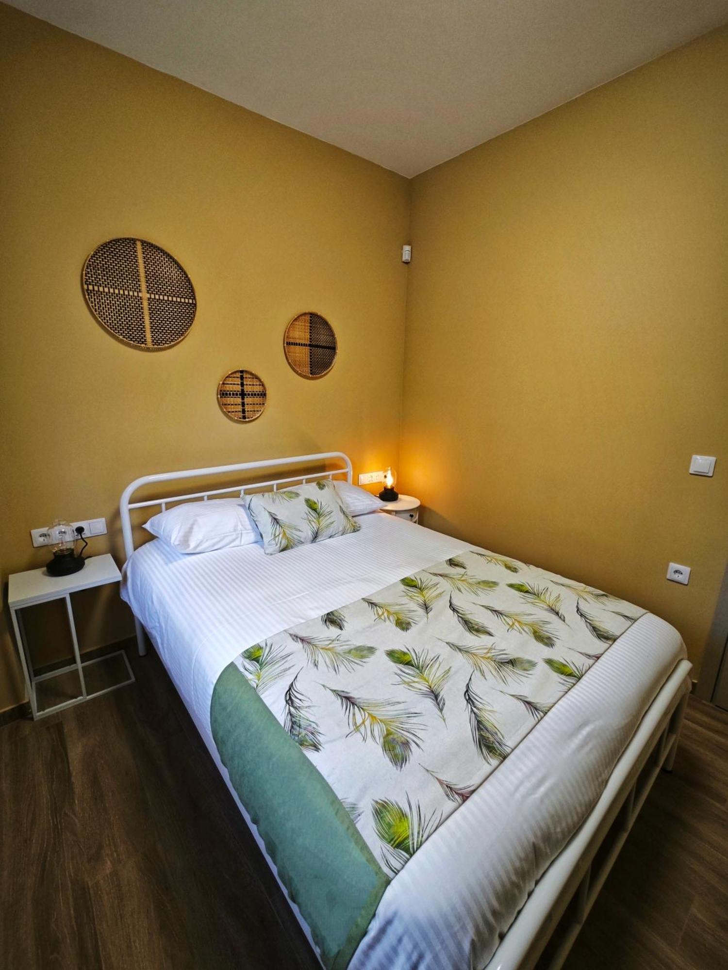 Caravin Wanderhome, 5 Min From Metro Nea Ionia Apartment